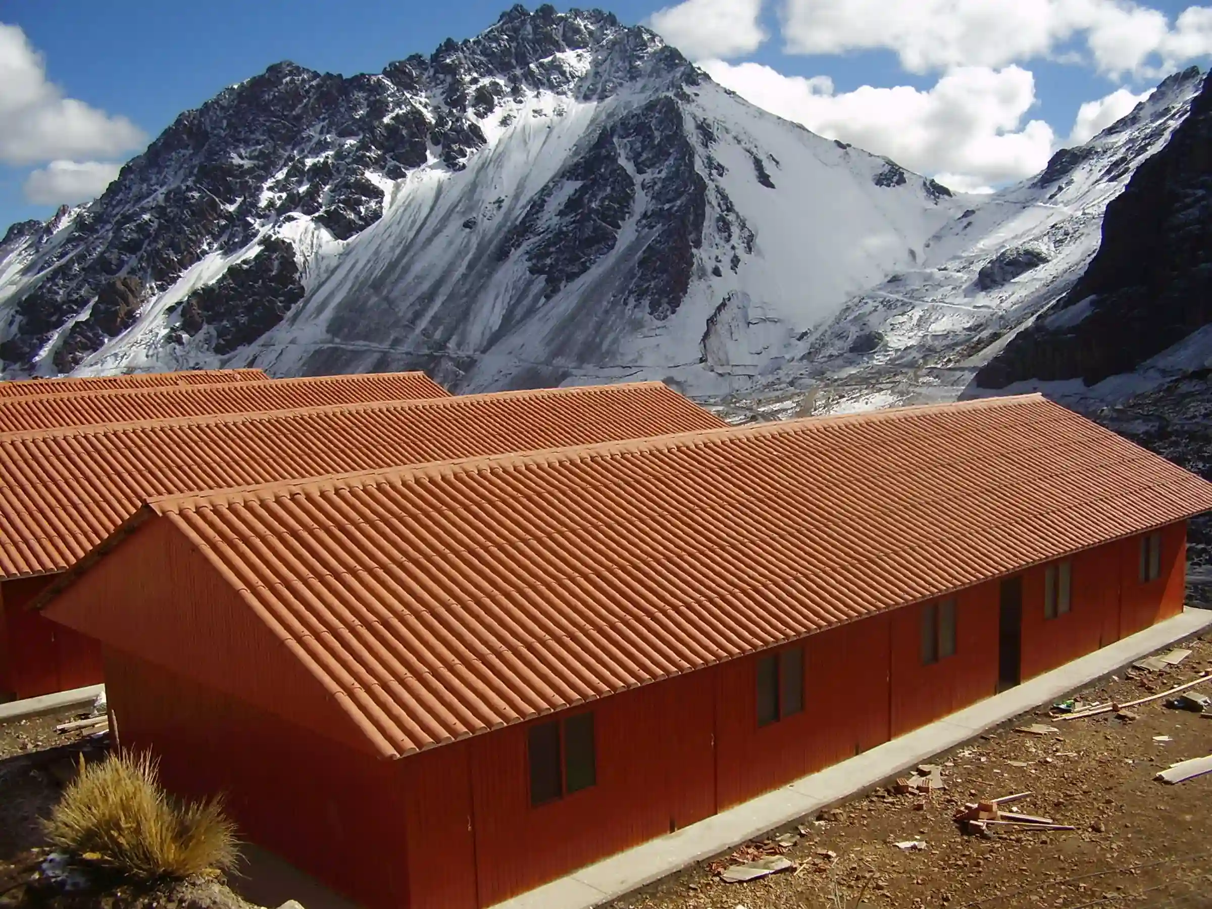 campamento_con_teja_andina_1_11zon